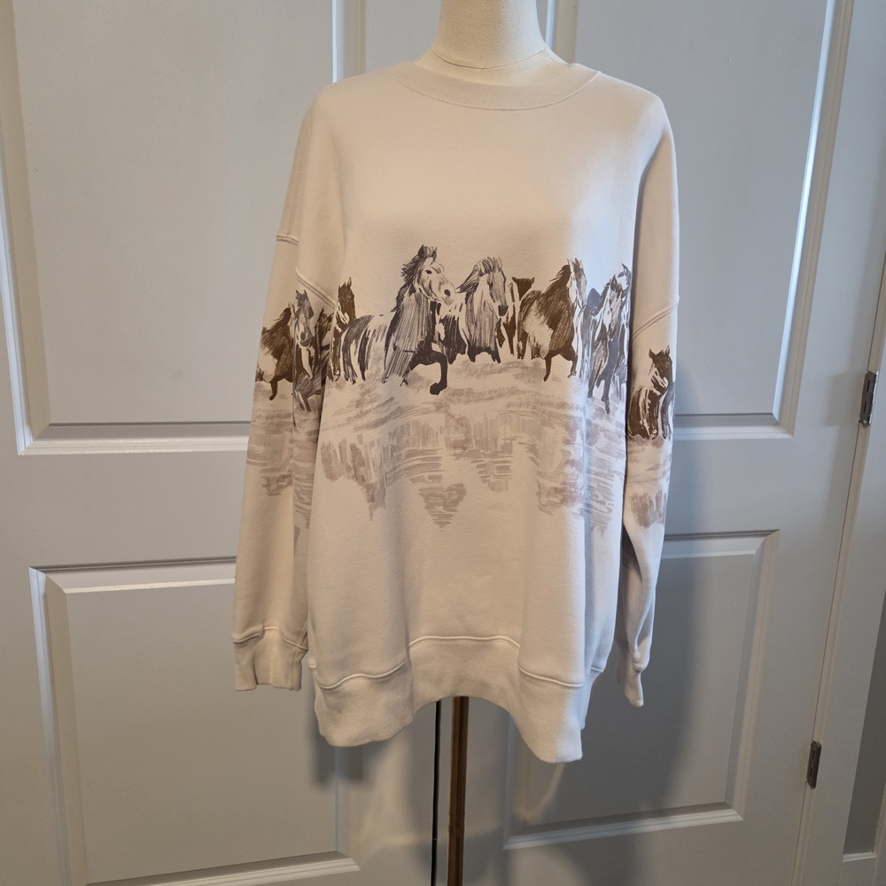 Abercrombie & Fitch White Horse Graphic Sweatshirt